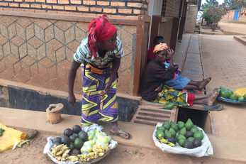 Supporting Women Street Vendors in Kigali
